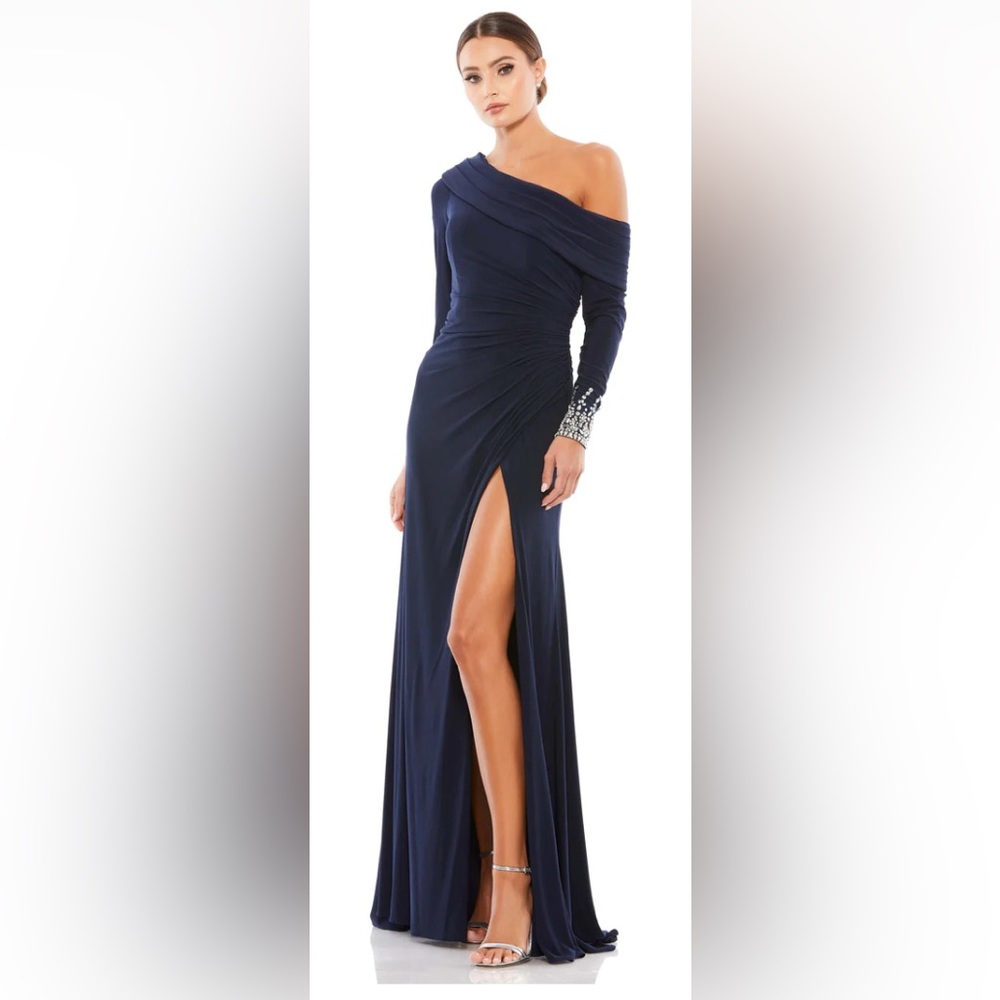 NWT Mac Duggal Beaded Cuff Drop Shoulder Faux Wrap Gown / Dress Style 12231